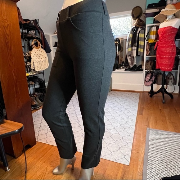 BETABRAND Size XS Women’s Dark Gray Stretch Slacks / Pants - Picture 2 of 9